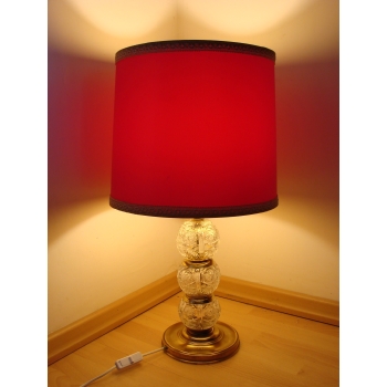 Lampa Mid Century z mosiężną podstawą
